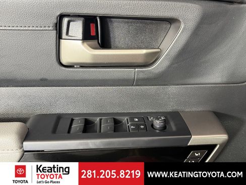 Used 2023 Toyota Tundra Limited image 11