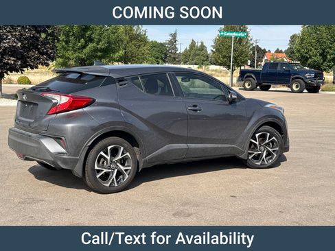 Used 2018 Toyota C-HR XLE FWD image 6