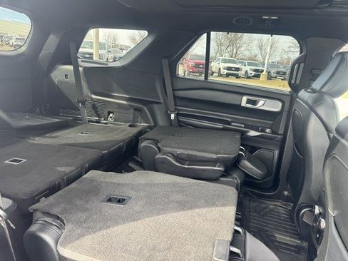 Used 2020 Ford Explorer ST image 36