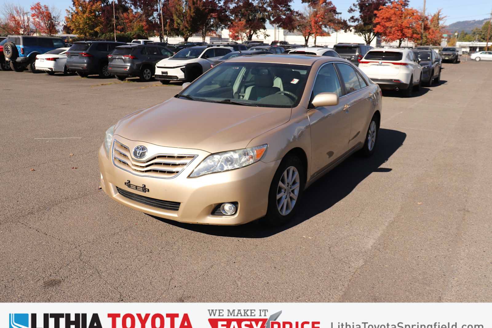 Used 2011 Toyota Camry XLE w/ XLE Extra-Value Pkg #1 FWD image 1