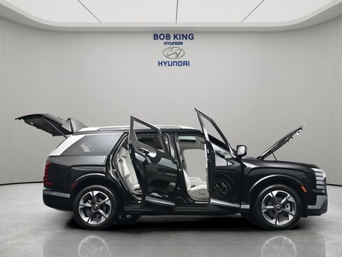 New 2026 Hyundai Palisade Limited FWD image 21