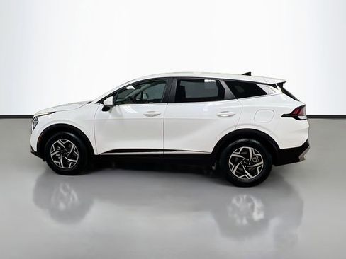 Certified 2024 Kia Sportage LX FWD image 4