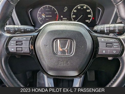 Used 2023 Honda Pilot EX-L image 12