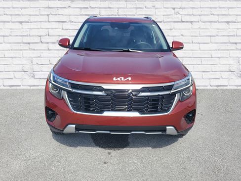 Used 2025 Kia Seltos S image 2