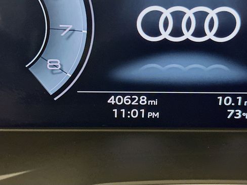 Used 2023 Audi Q5 2.0T Premium Plus w/ Premium Plus Package AWD/4WD image 19