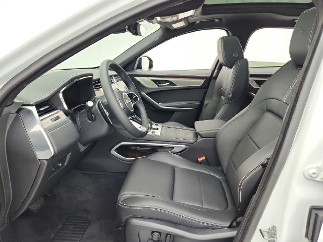 Certified 2026 Jaguar F-PACE R-Dynamic S AWD/4WD image 21