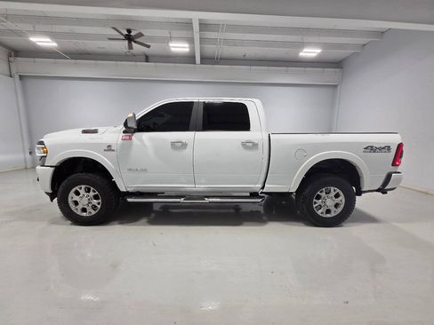 Used 2022 RAM 2500 Laramie AWD/4WD image 5