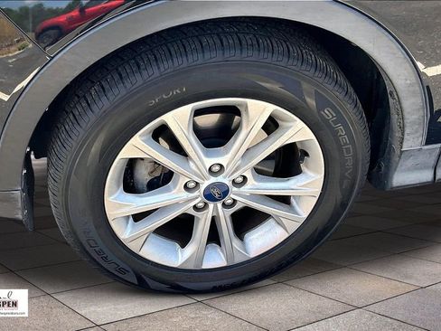 Certified 2019 Ford Escape SE FWD image 9