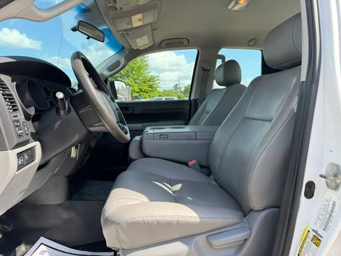 Used 2012 Toyota Tundra 2WD Double Cab image 9