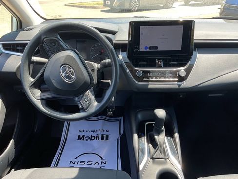 Used 2025 Toyota Corolla LE FWD image 17