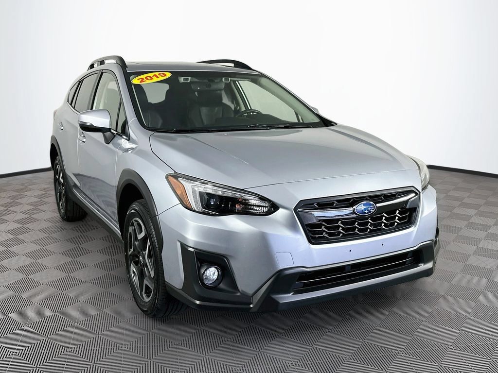 Used 2019 Subaru Crosstrek 2.0i Limited w/ Moonroof Package w/Navigation AWD/4WD image 3