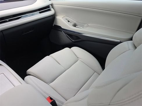 New 2025 Lincoln Navigator Reserve image 14