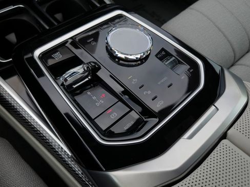 New 2026 BMW 760i xDrive AWD/4WD image 9