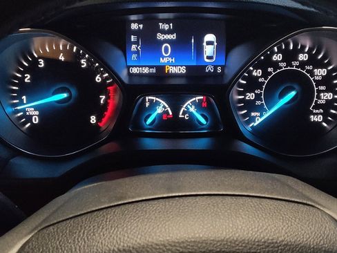 Used 2019 Ford Escape Titanium AWD/4WD image 23