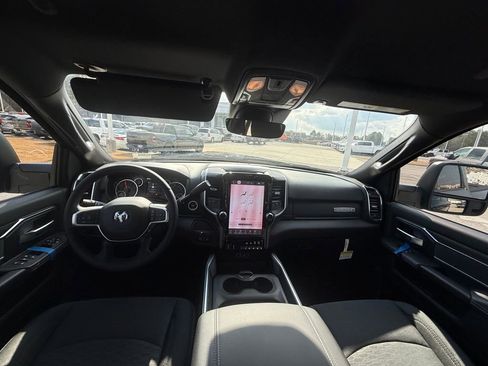 New 2025 RAM 2500 Big Horn image 12