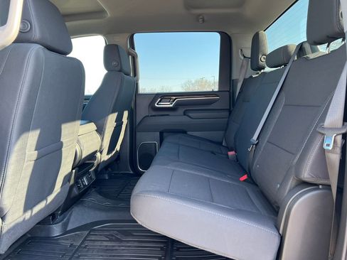 New 2026 GMC Sierra 2500 SLE w/ SLE Value Package; image 5