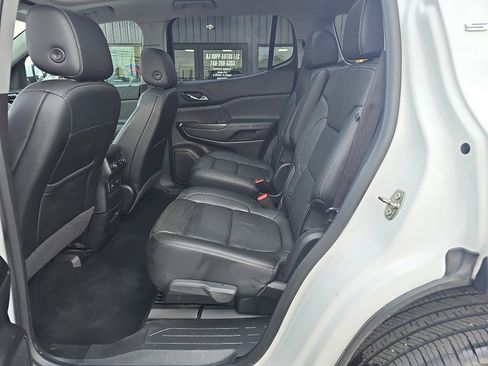 Used 2021 GMC Acadia SLT w/ Technology Package image 11