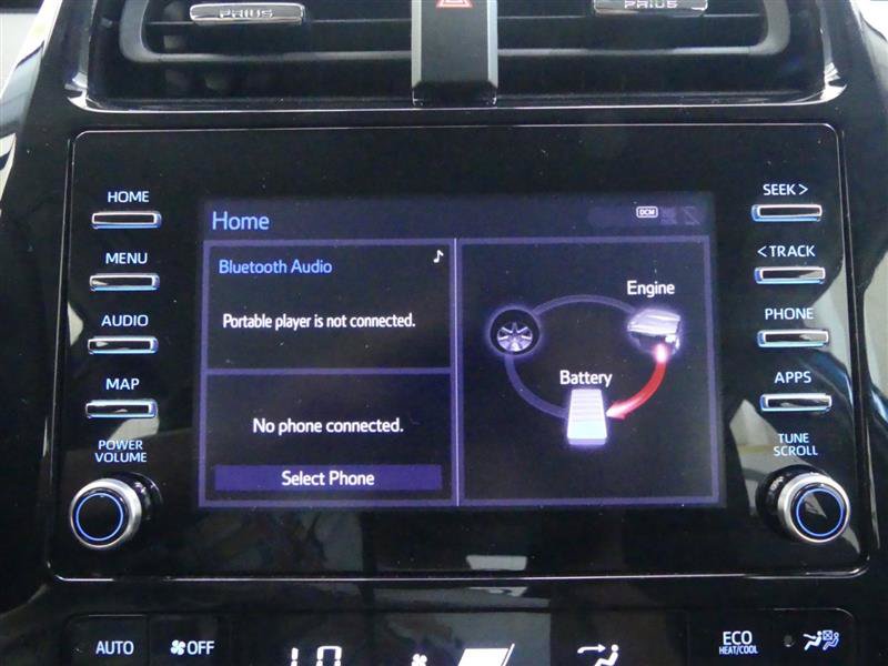 Used 2020 Toyota Prius LE AWD/4WD image 9