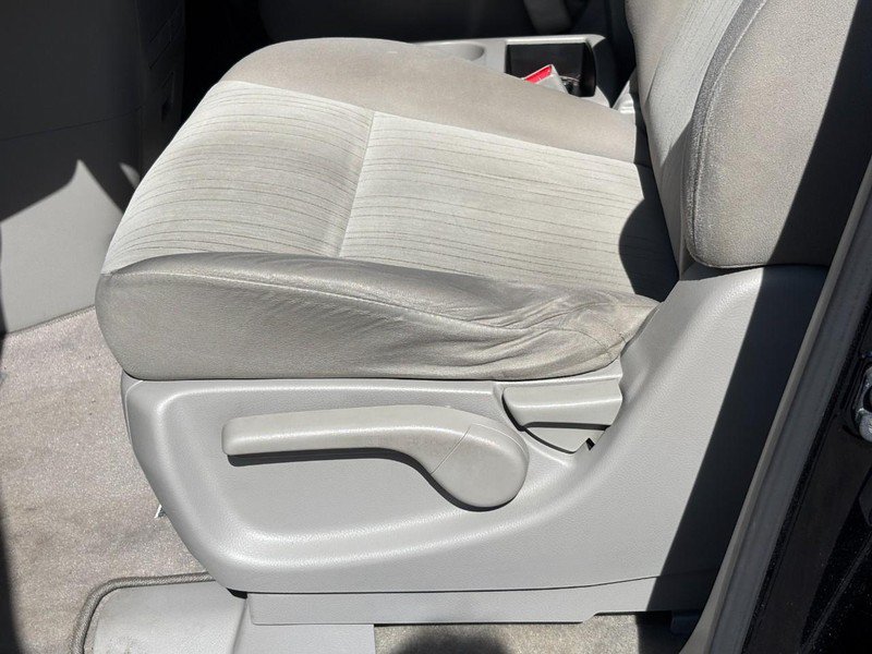 Used 2014 Nissan Quest SV FWD image 18