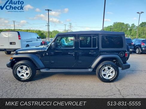 Used 2022 Jeep Wrangler Unlimited Sport AWD/4WD image 2