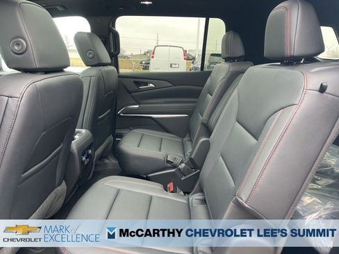 New 2026 Chevrolet Traverse Z71 w/ Enhanced Driving Package AWD/4WD image 18