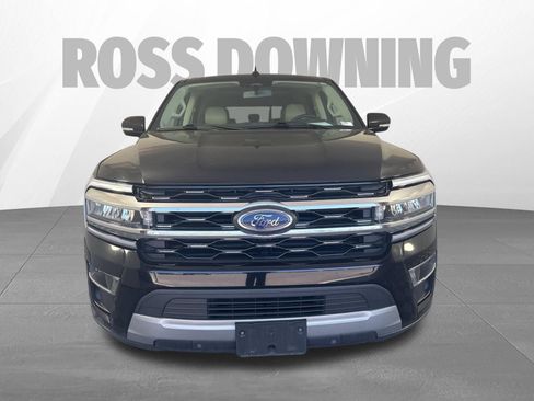 Used 2024 Ford Expedition Limited image 2