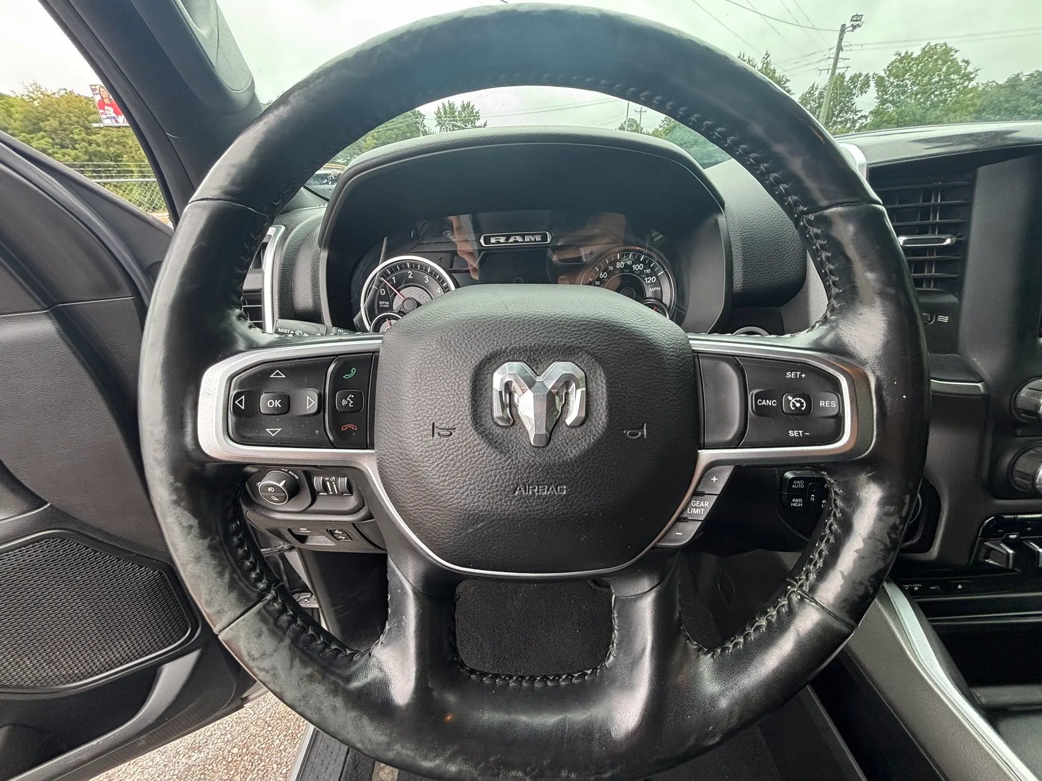 Used 2019 RAM 1500 Big Horn AWD/4WD image 14