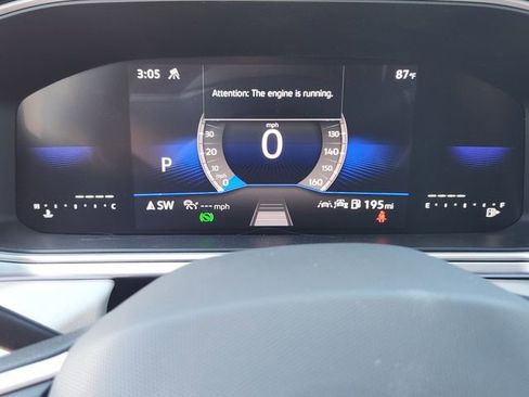 New 2025 Volkswagen Taos SE image 15