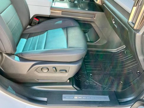 Used 2025 GMC Hummer EV 3X image 22