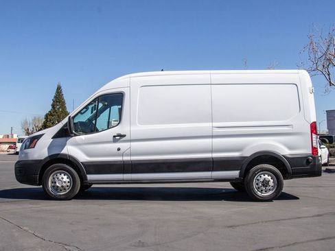 Used 2024 Ford Transit 250 Base image 4