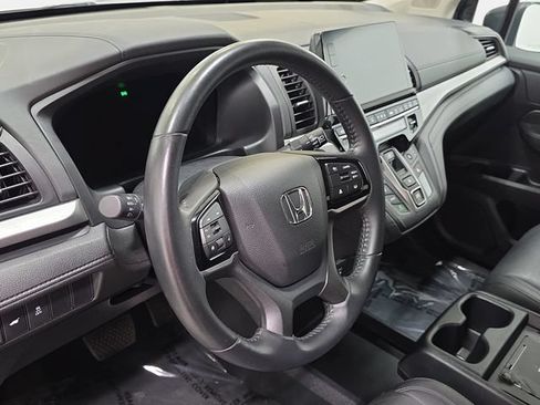 Used 2025 Honda Odyssey EX-L image 14