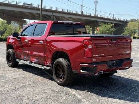 Used 2021 Chevrolet Silverado 1500 High Country w/ Technology Package AWD/4WD image 3