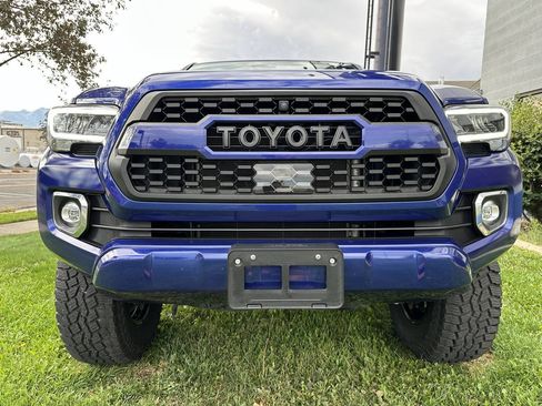 Used 2022 Toyota Tacoma Limited AWD/4WD image 15