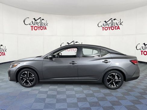 Used 2022 Nissan Sentra SV image 5