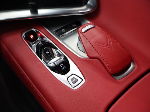 Used 2023 Chevrolet Corvette Stingray Preferred Cpe w/ Z51 Performance Package RWD image 22