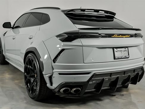 Used 2022 Lamborghini Urus AWD/4WD image 8