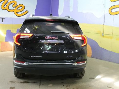 Used 2023 GMC Terrain SLT w/ Infotainment Package II AWD/4WD image 7