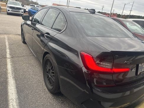 Used 2020 BMW 330i xDrive Sedan w/ M Sport Package image 3