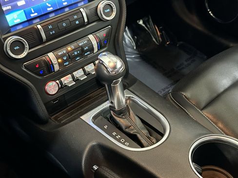 Used 2022 Ford Mustang Premium image 28