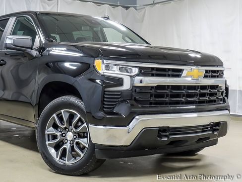 Used 2022 Chevrolet Silverado 1500 LT image 3