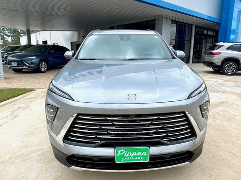 New 2026 Buick Enclave Preferred image 3