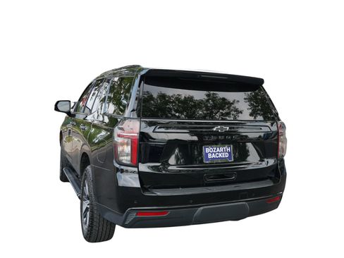 Used 2024 Chevrolet Tahoe Z71 w/ Luxury Package AWD/4WD image 3