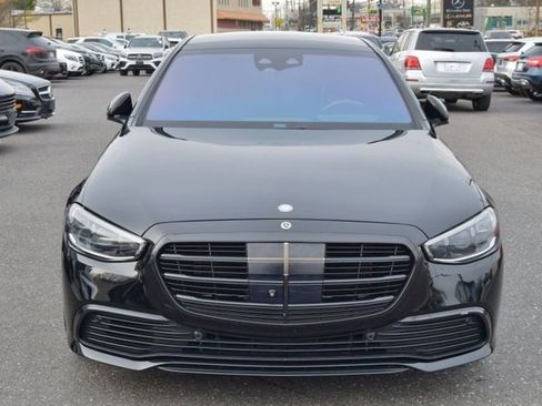 Used 2021 Mercedes-Benz S 580 4MATIC Sedan image 3