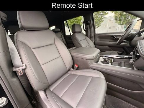 Used 2026 Chevrolet Tahoe Z71 AWD/4WD image 17