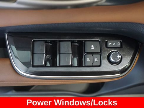 New 2026 Toyota Crown Signia AWD/4WD image 6