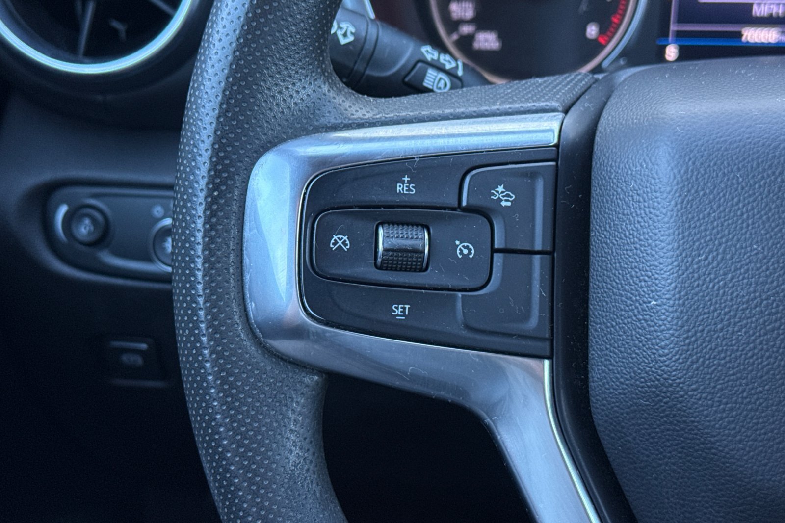 Used 2022 Chevrolet Blazer LT AWD/4WD image 35