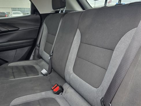 Used 2021 Chevrolet TrailBlazer LT w/ Convenience Package FWD image 26