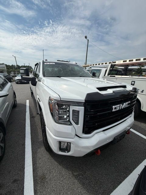 Used 2021 GMC Sierra 2500 AT4 w/ AT4 Premium Plus Package AWD/4WD image 1