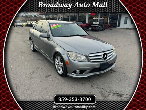 Used 2010 Mercedes-Benz C 300 4MATIC Sedan image 1