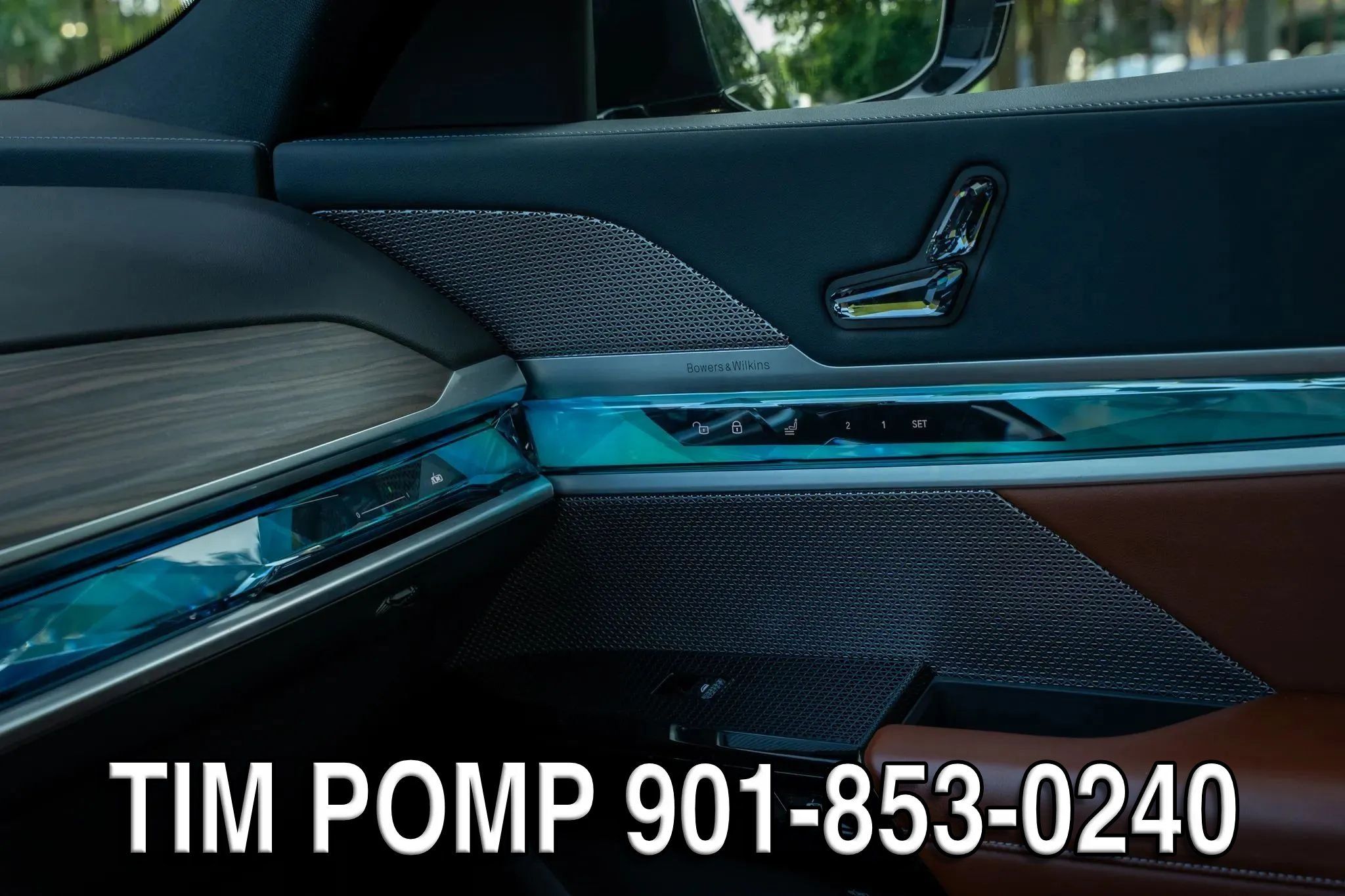 Used 2023 BMW 760i xDrive AWD/4WD image 24